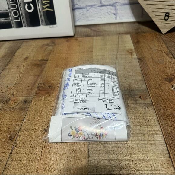 Bucilla Pillowcases Praying Hands #45176 Cross Stitch 2006
New in package - Picture 7 of 7